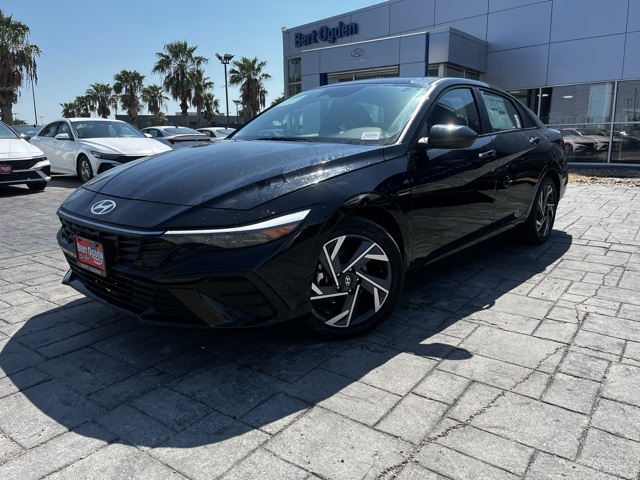 2025 Hyundai Elantra Hybrid SEL Sport photo 3