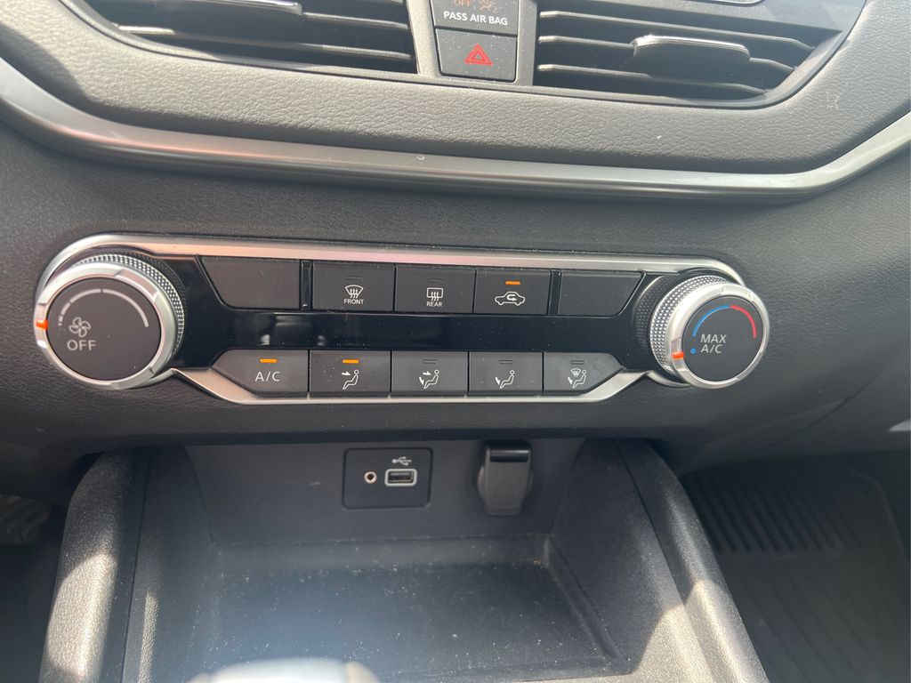 2022 Nissan Altima 2.5 S photo 24
