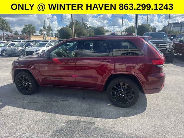 2021 Jeep Grand Cherokee Laredo X photo 5
