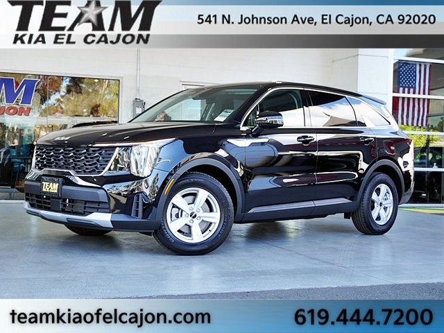 2026 Kia Sorento LX photo 2