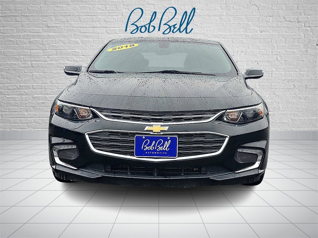2018 Chevrolet Malibu 1LT photo 2