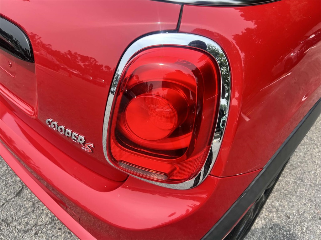 2017 Mini Cooper Convertible S photo 11