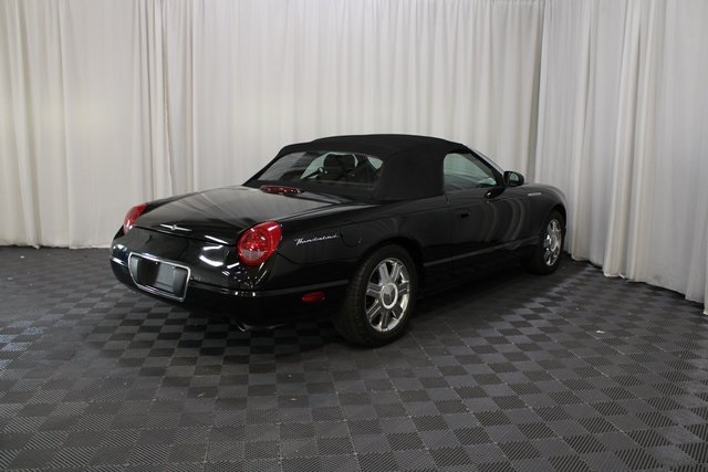 2005 Ford Thunderbird Base photo 24