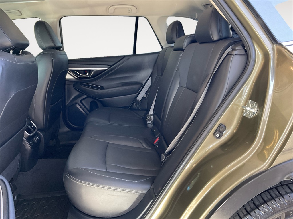 2021 Subaru Outback Limited photo 12
