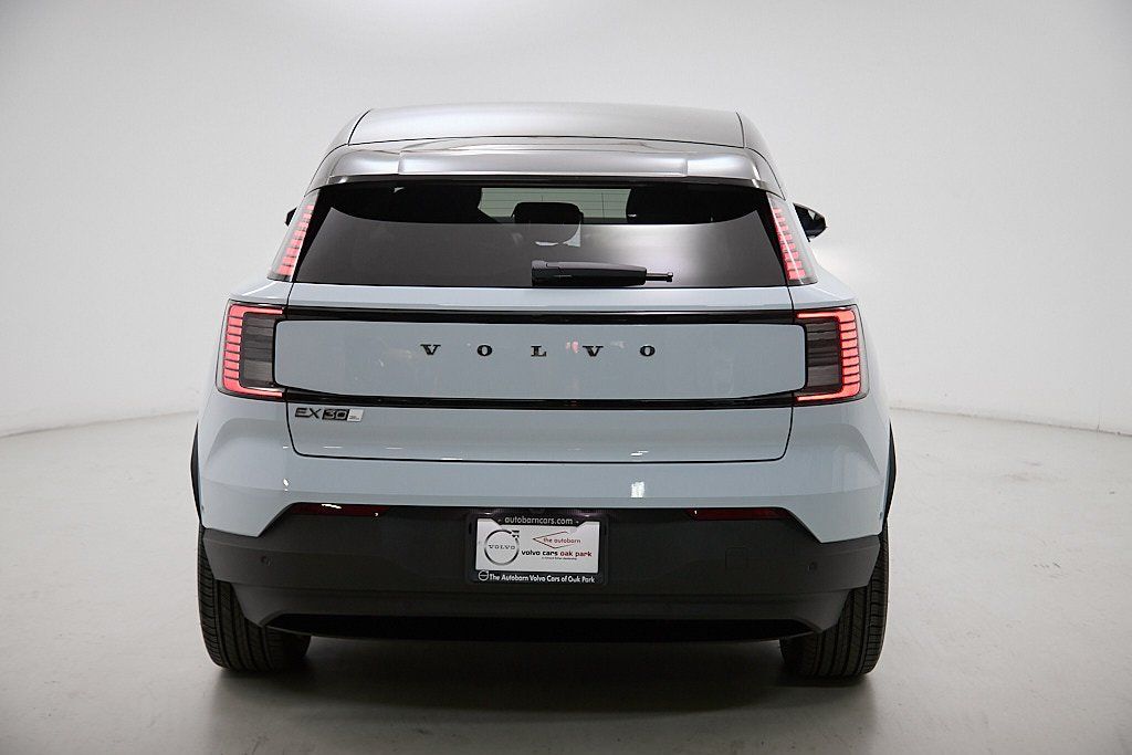 2025 VOLVO EX30 - Image 7