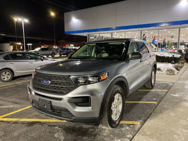 2023 Ford Explorer Base's photo