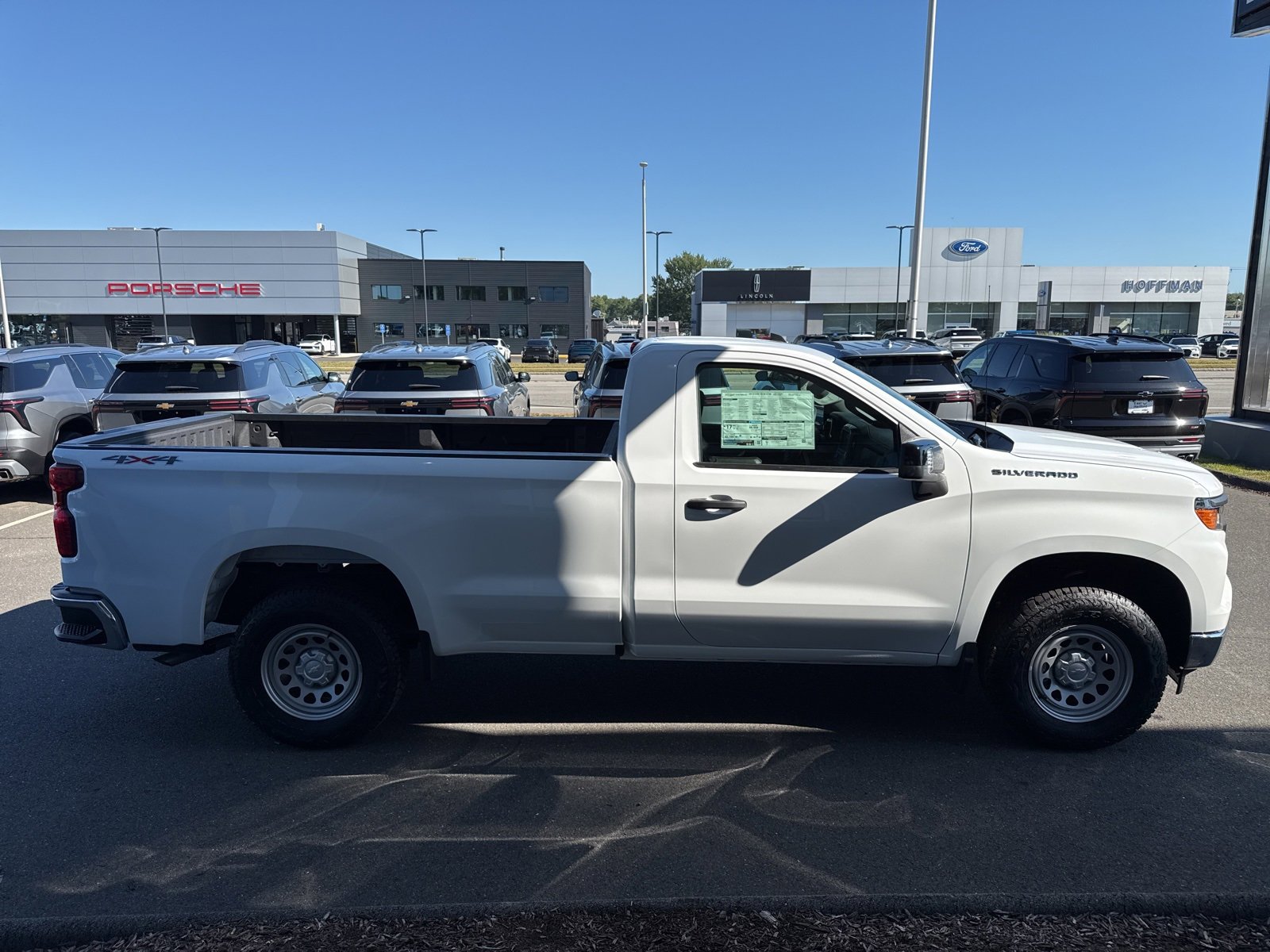 2025 Chevrolet Silverado 1500 photo 2
