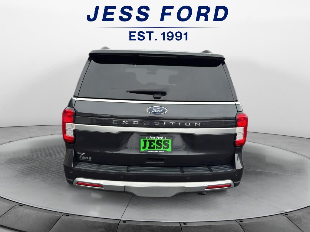 2024 Ford Expedition XLT photo 4