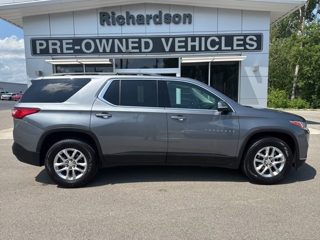 Used 2021 Chevrolet Traverse 1LT with VIN 1GNERGKW2MJ196889 for sale in Gladwin, MI