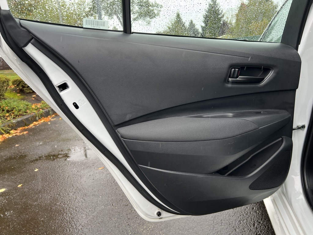 2023 Toyota Corolla LE photo 22