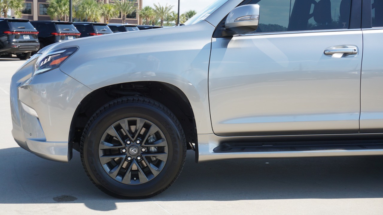 2023 Lexus GX Premium photo 10