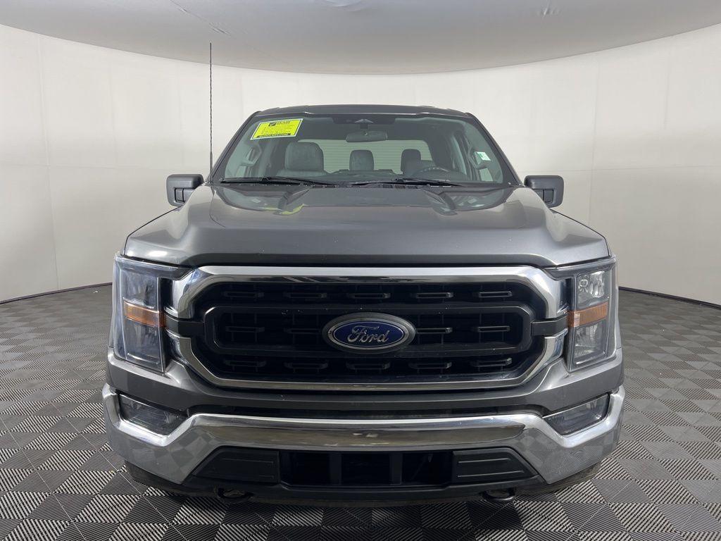 2023 Ford F-150 XLT photo 2