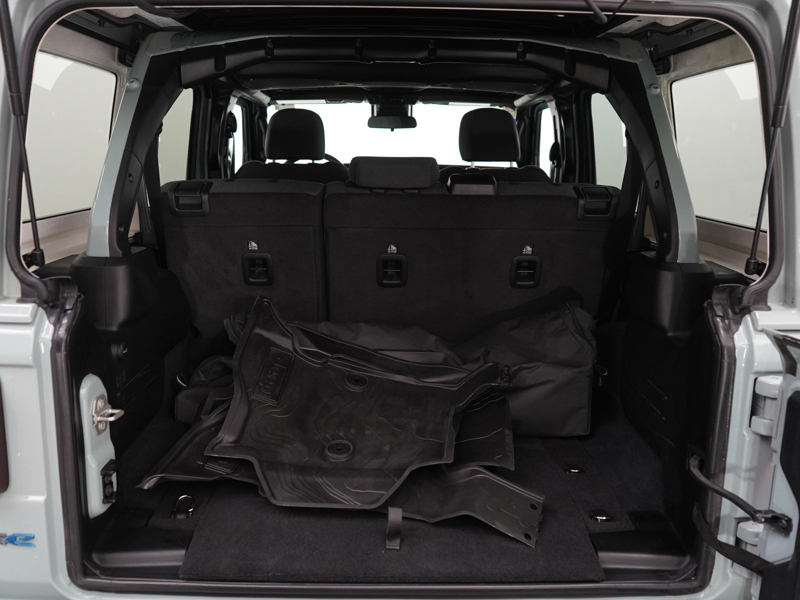 2024 Jeep Wrangler Willys 4xe photo 9