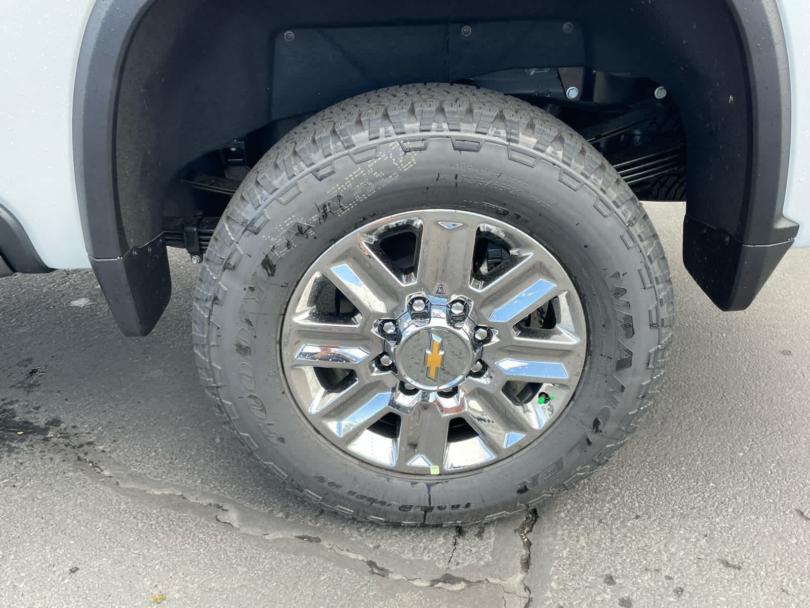 2026 Chevrolet Silverado 3500HD High Country photo 14