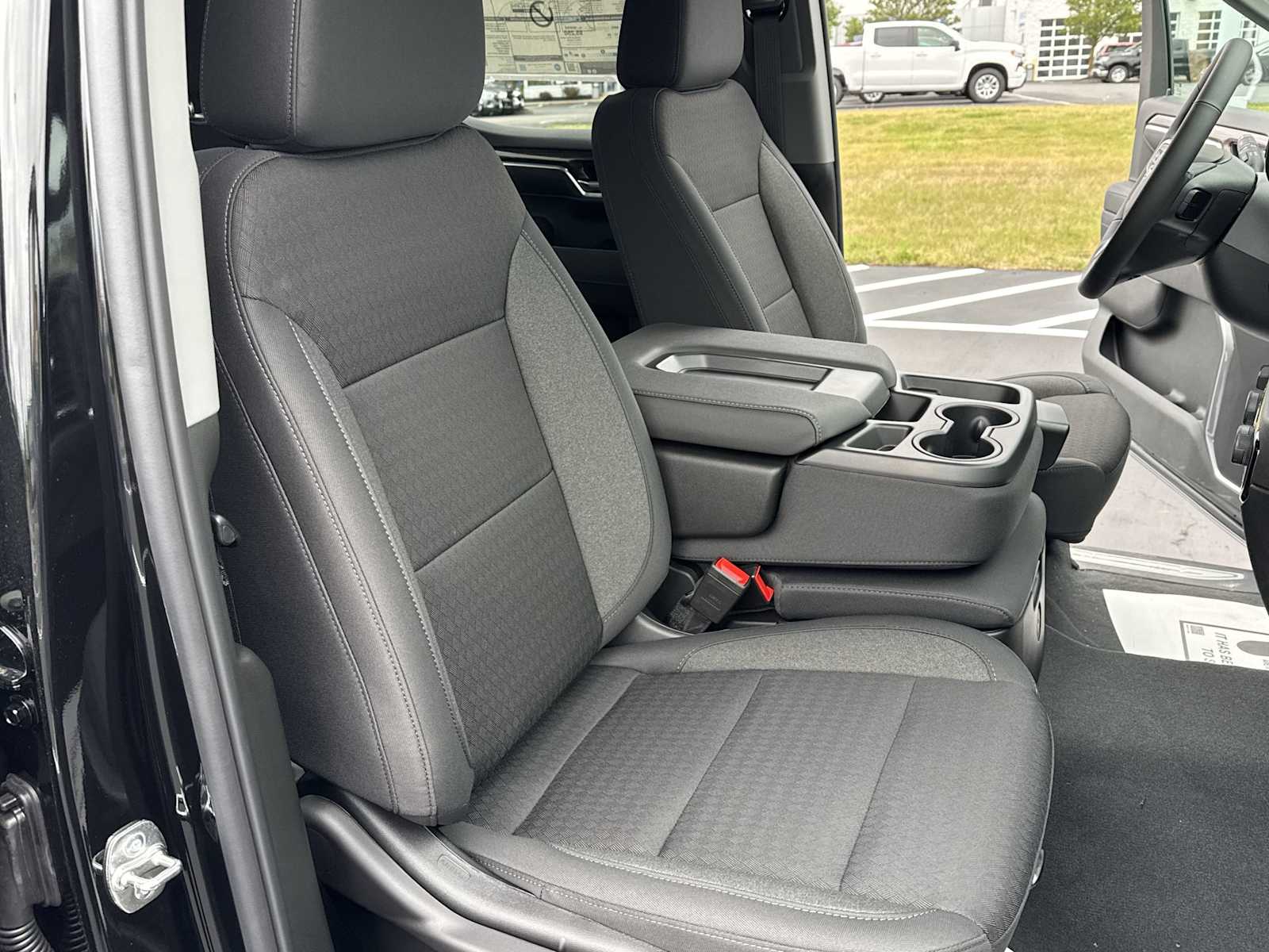 2026 Chevrolet Silverado 1500 LT photo 22