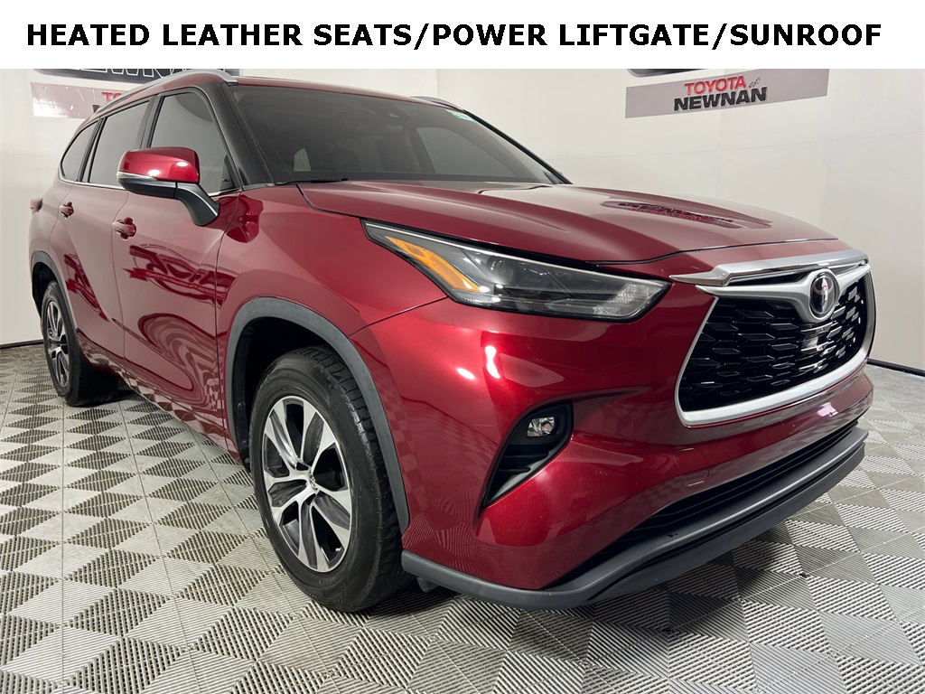 2023 Toyota Highlander XLE's photo