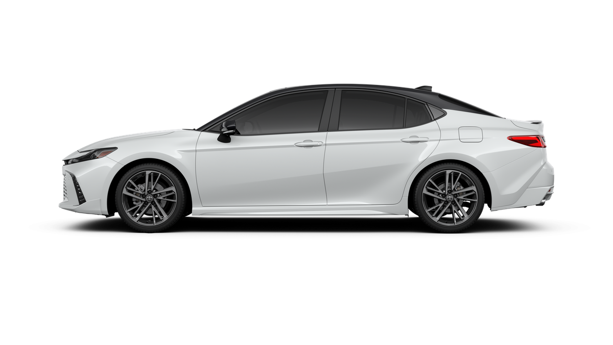 2025 Toyota Camry XSE photo 4
