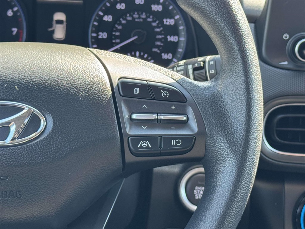 2023 Hyundai Kona SEL photo 22