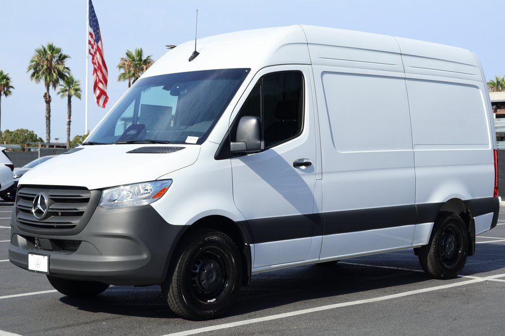 2025 Mercedes-Benz Sprinter Cargo Van Base's photo