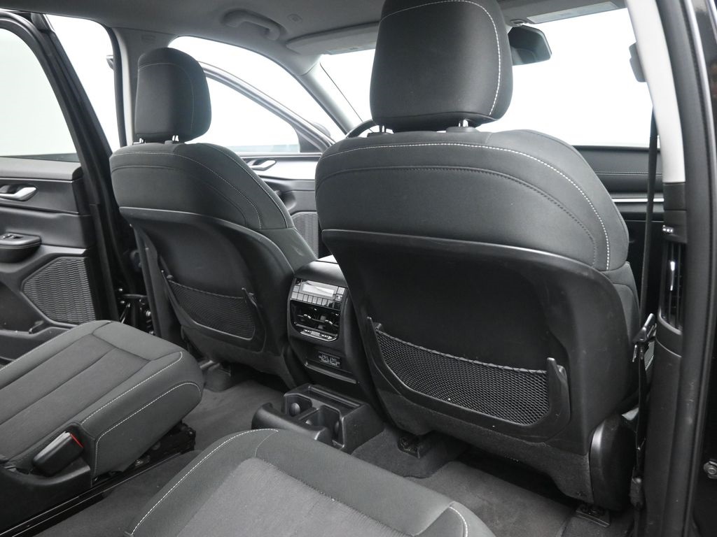 2023 Jeep Grand Cherokee Laredo photo 23