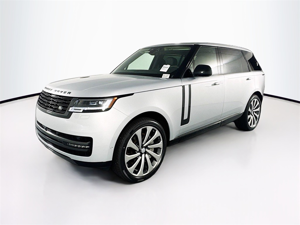 2025 Land Rover Range Rover SE's photo