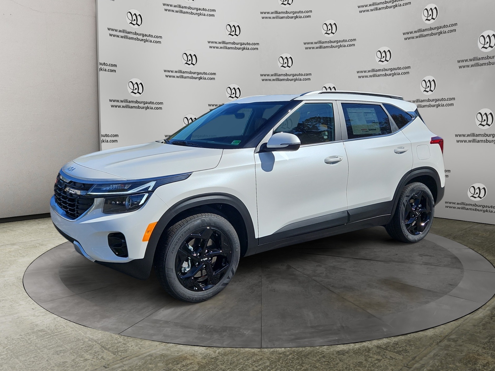 2026 Kia Seltos EX's photo