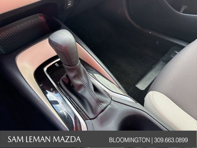 2023 Toyota Corolla LE photo 3