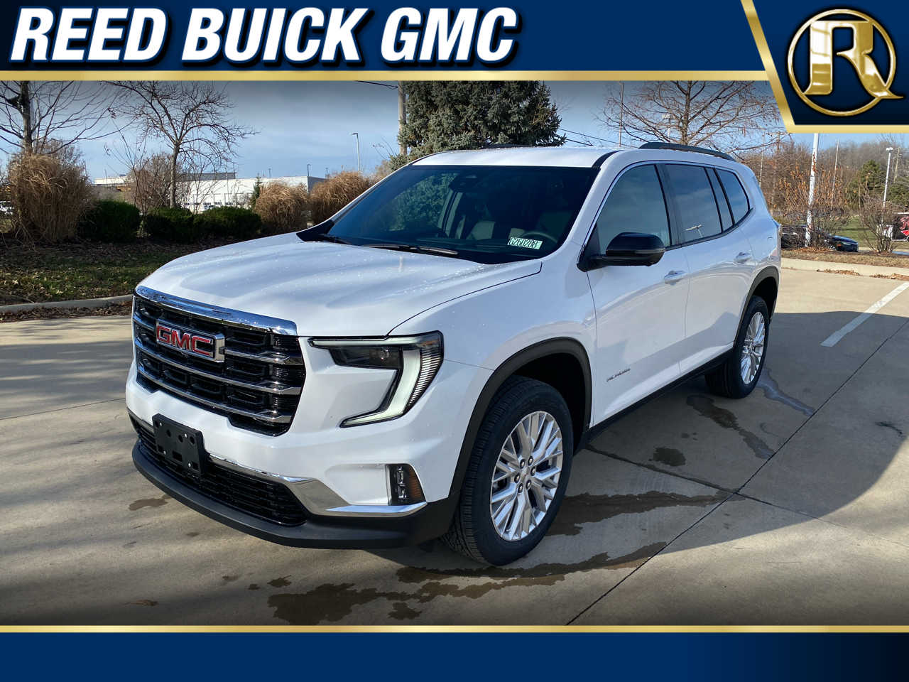 2026 GMC Acadia Elevation's photo