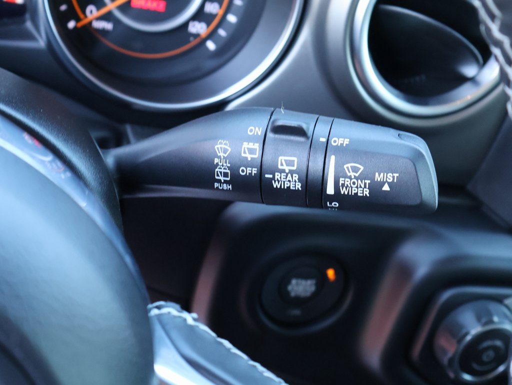 2023 Jeep Wrangler Rubicon photo 35