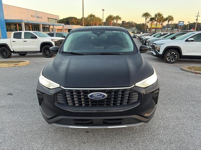 2025 Ford Escape Active photo 2