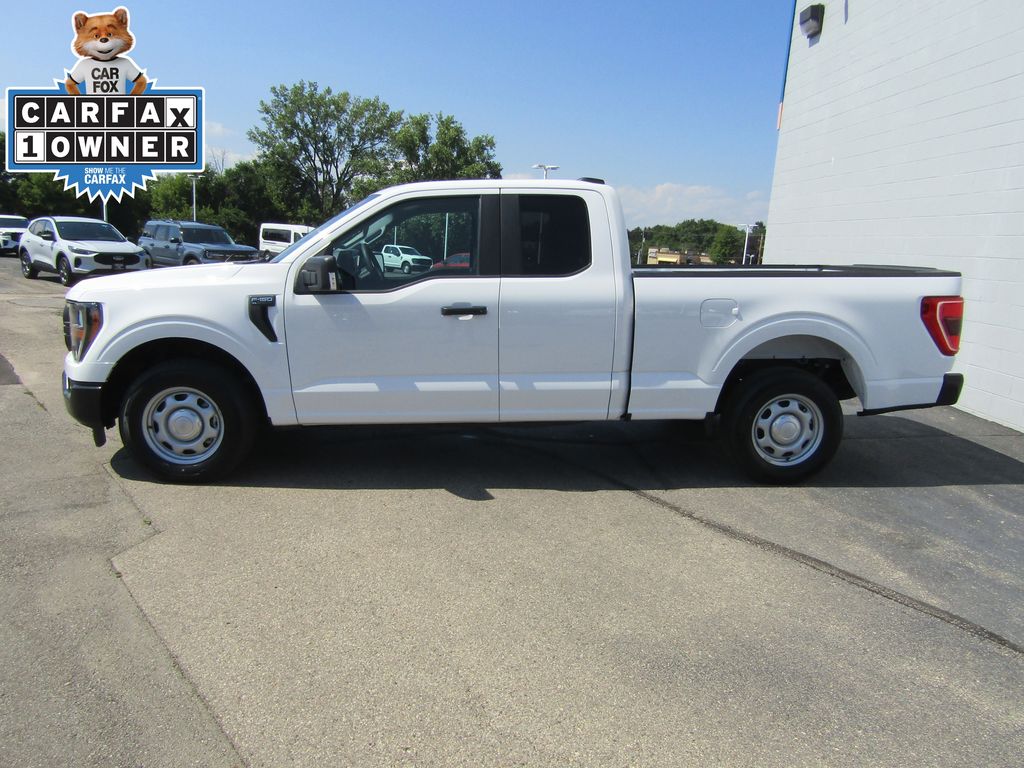 2023 Ford F-150 XL photo 2