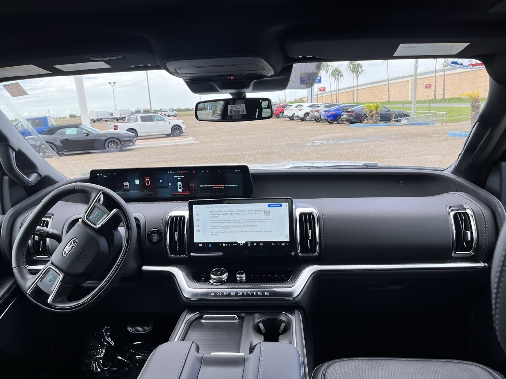 2025 Ford Expedition Platinum photo 10