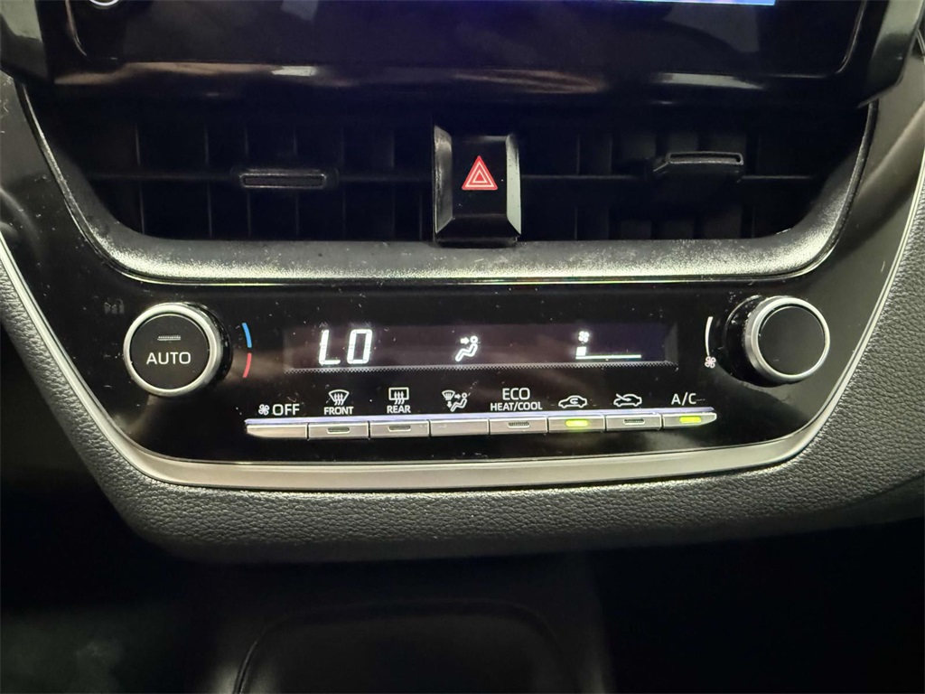 2024 Toyota Corolla LE photo 19