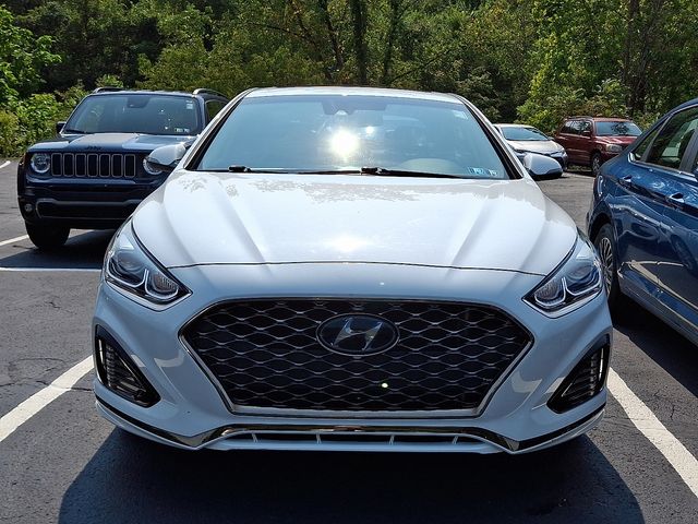 2019 Hyundai Sonata Limited photo 2