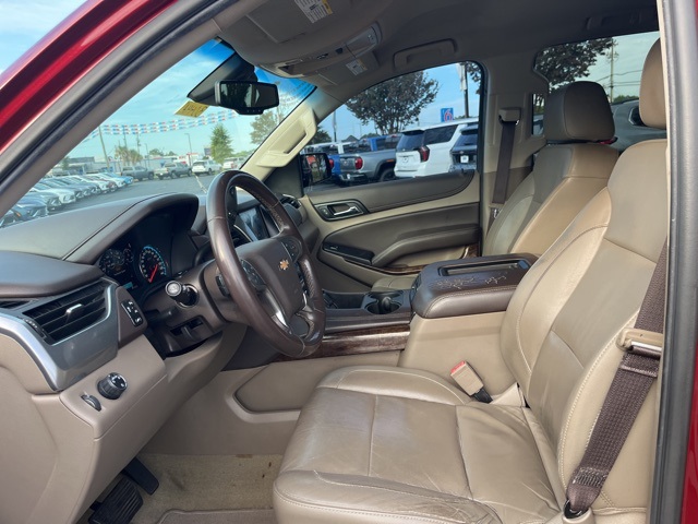 2017 Chevrolet Tahoe LT photo 6