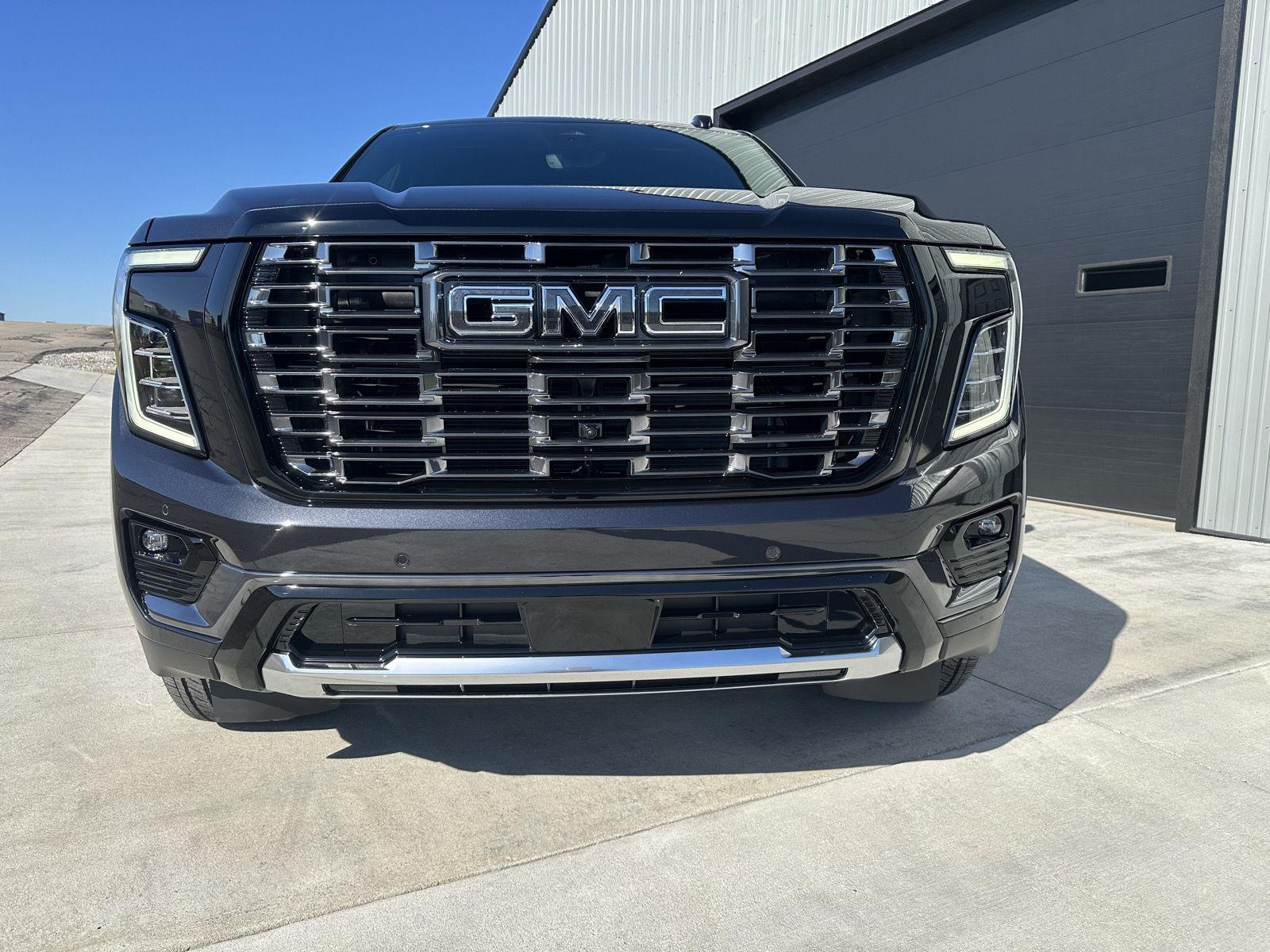 2026 Gmc Yukon Denali Ultimate photo 2