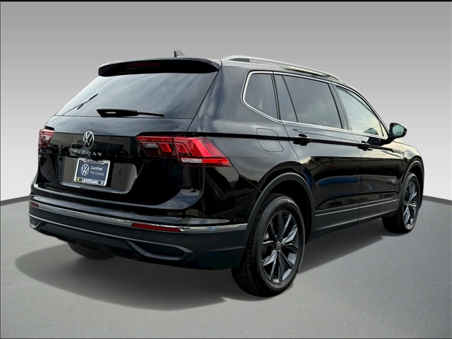 2023 Volkswagen Tiguan SE photo 4
