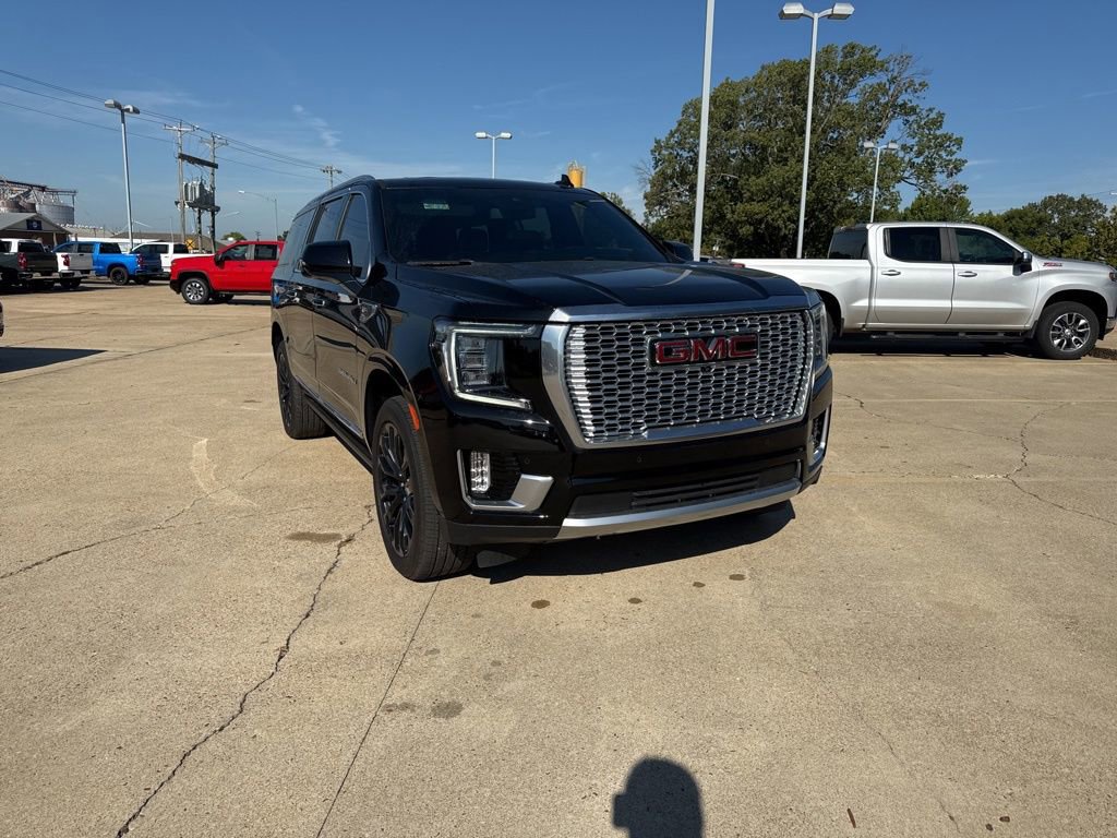 2023 Gmc Yukon XL Denali photo 3
