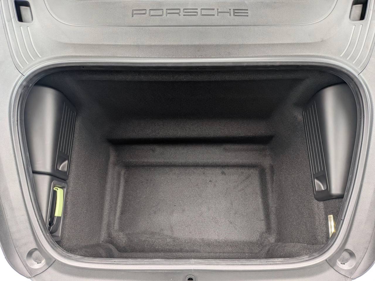 2025 Porsche Cayman S photo 21