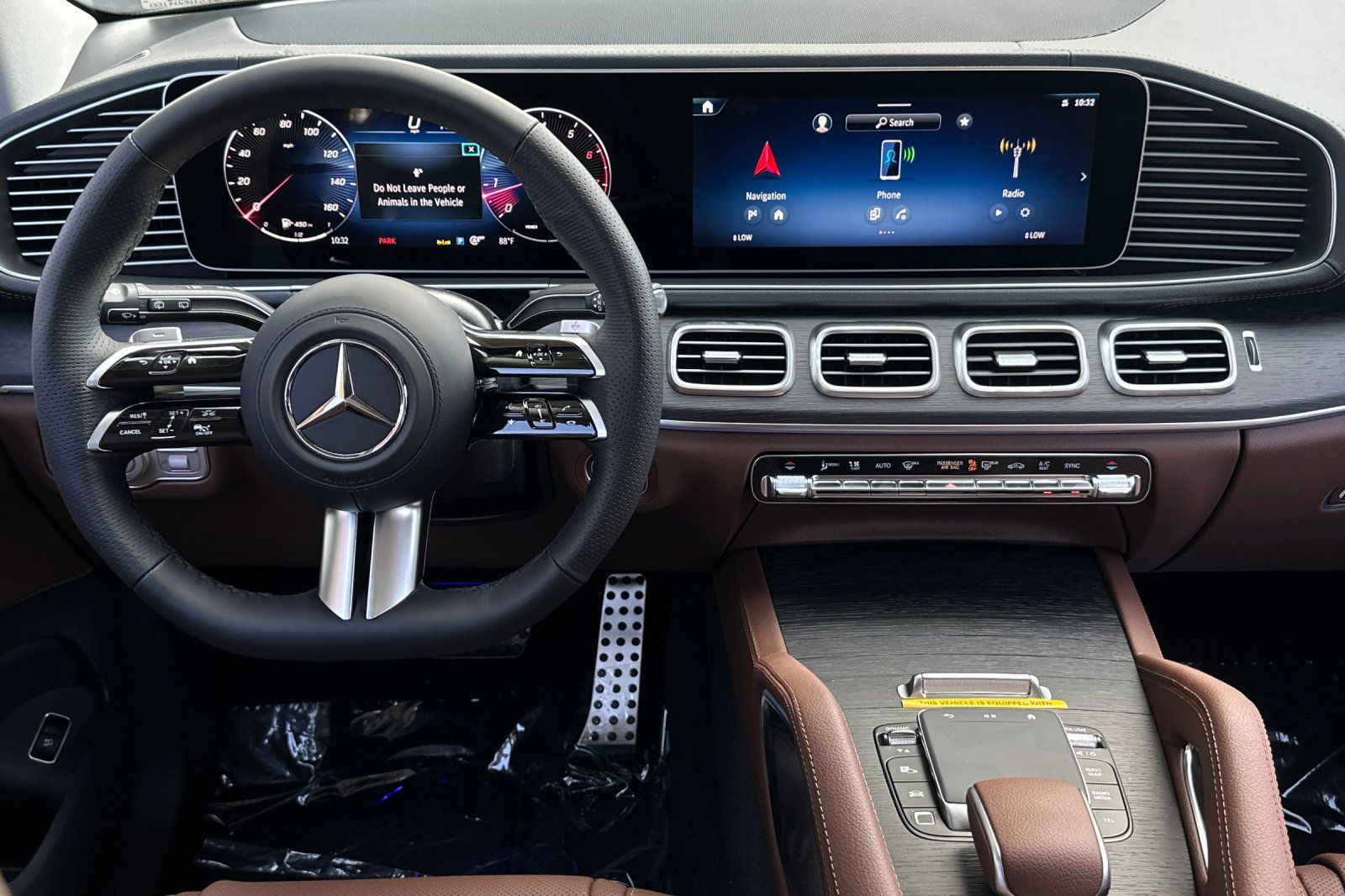 2026 Mercedes Benz GLS 450 4MATIC photo 23