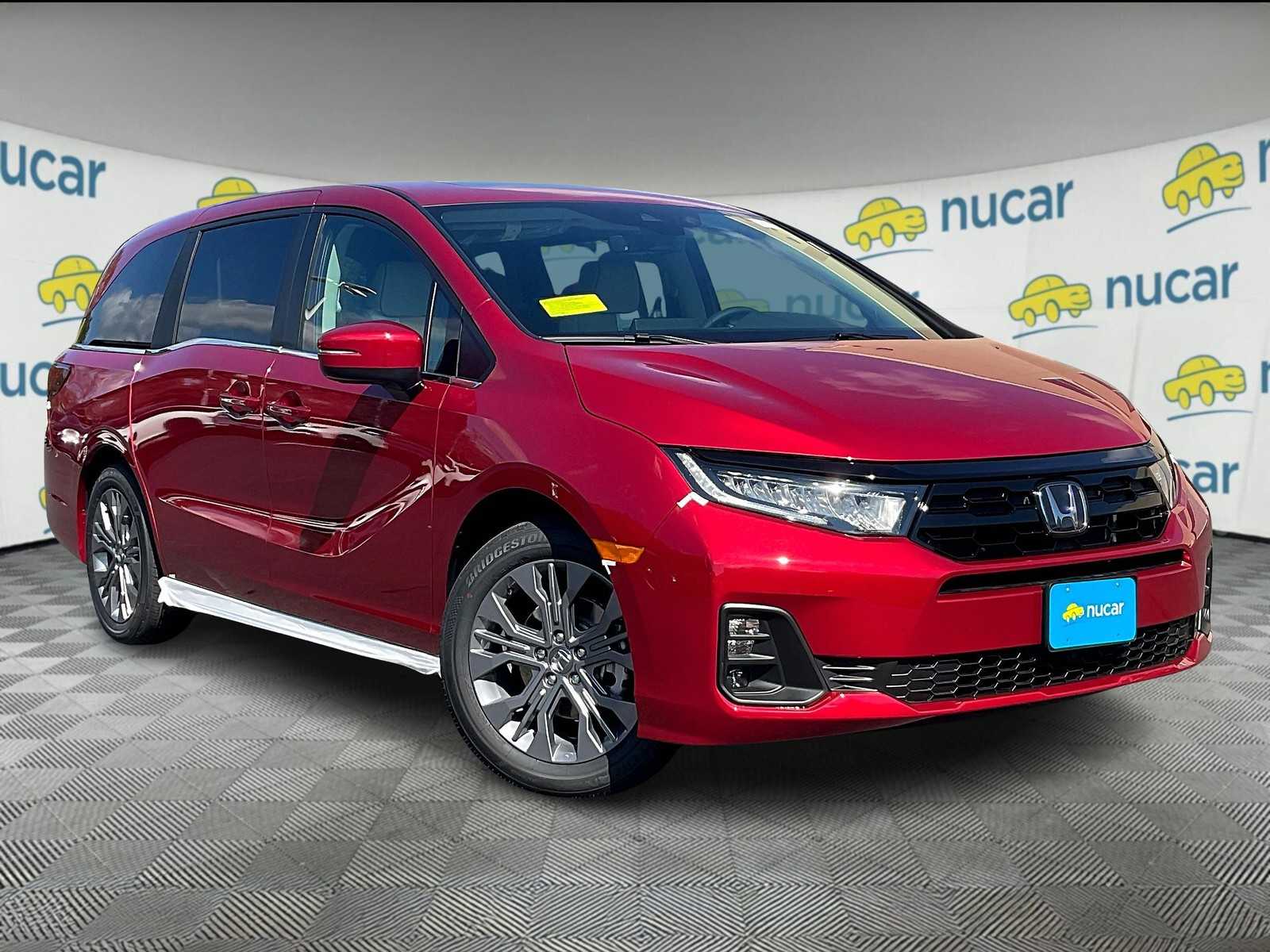 2026 Honda Odyssey Touring's photo