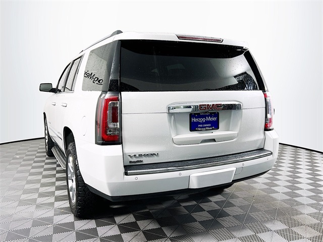 2016 Gmc Yukon Denali photo 2