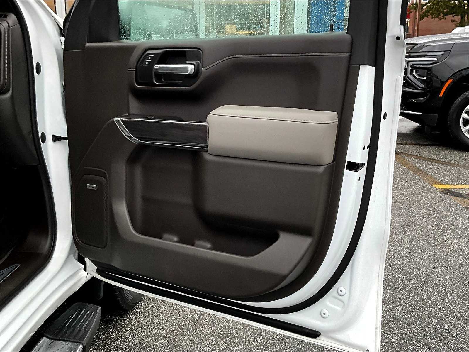 2020 Chevrolet Silverado 1500 LTZ photo 12