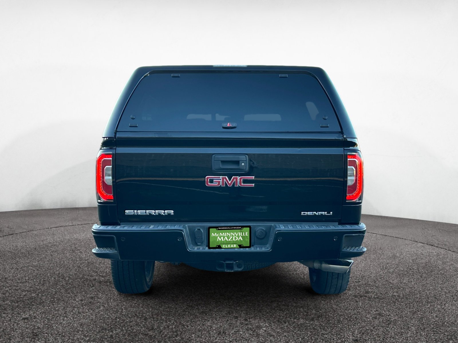 2018 Gmc Sierra 1500 Denali photo 2