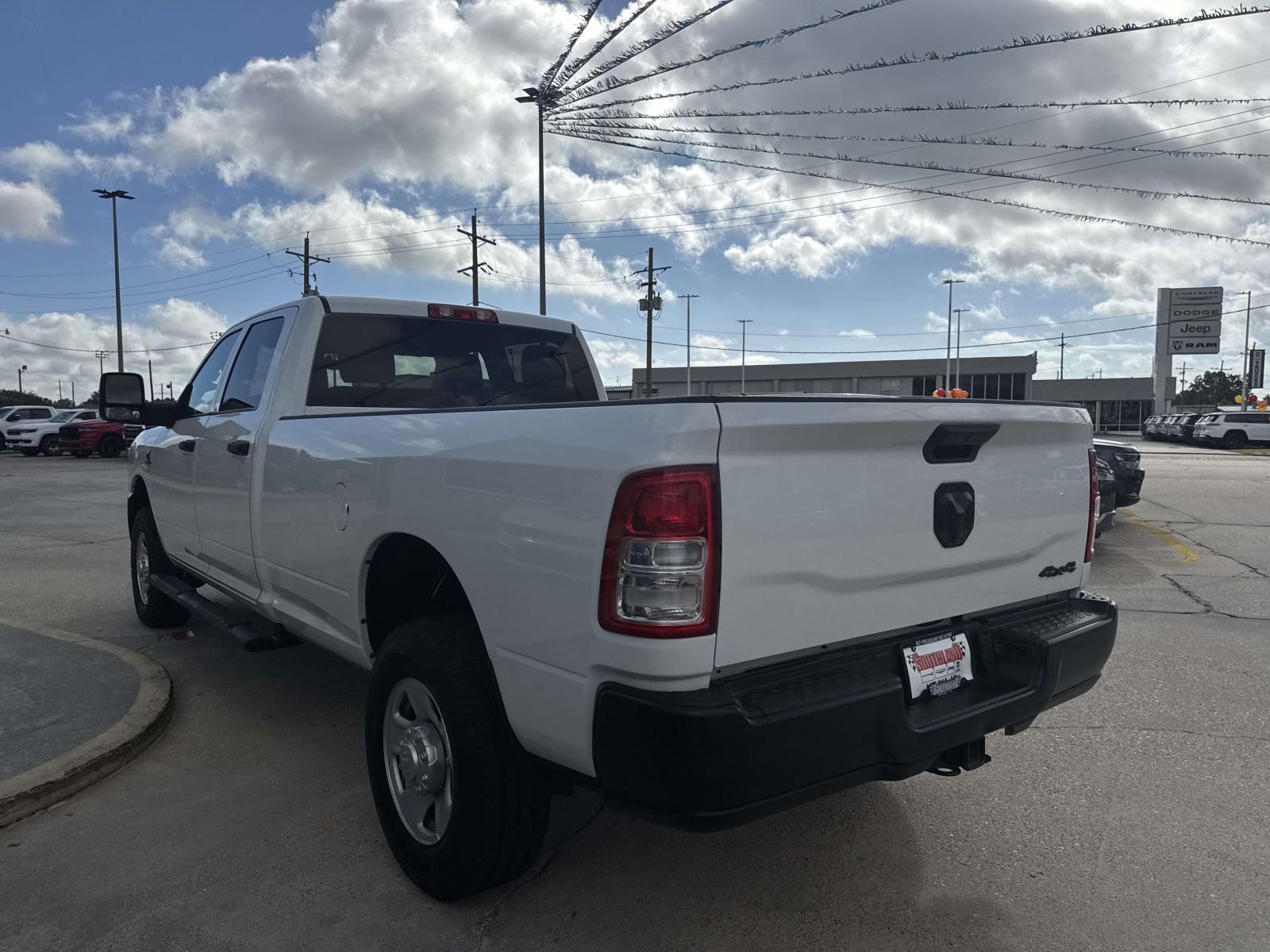 2022 Ram 2500 Tradesman photo 3