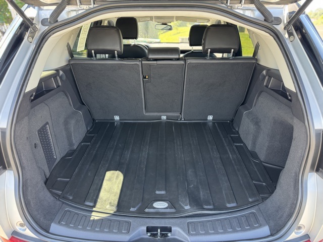 2017 Land Rover Discovery Sport SE photo 10