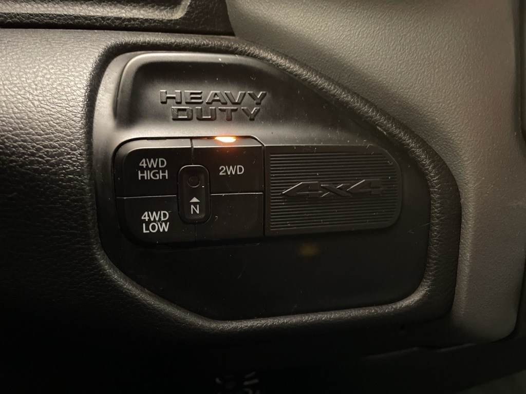 2022 Ram 3500 SLT photo 14