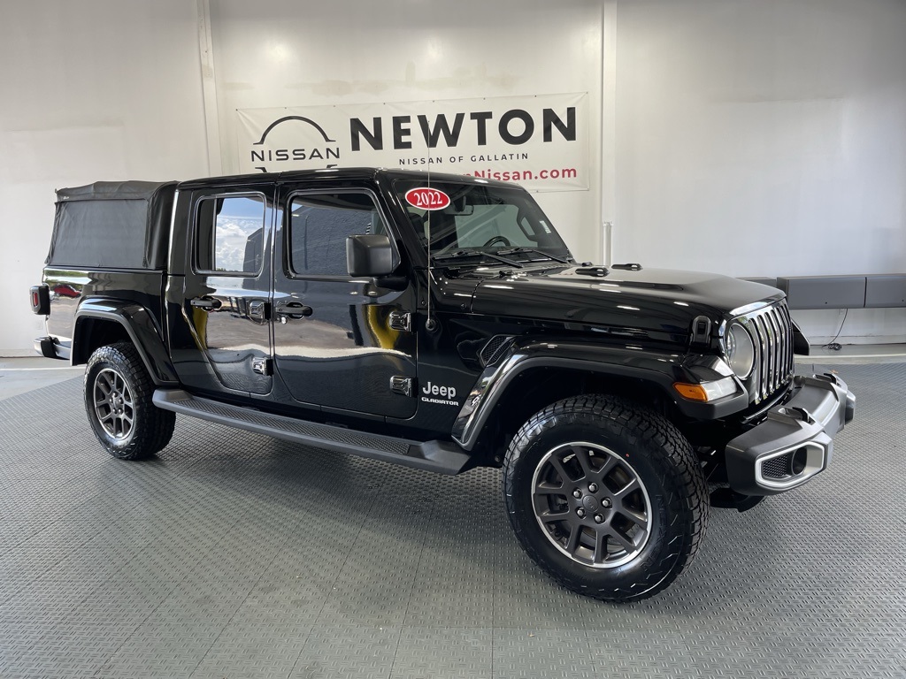 2022 Jeep Gladiator Overland photo 2