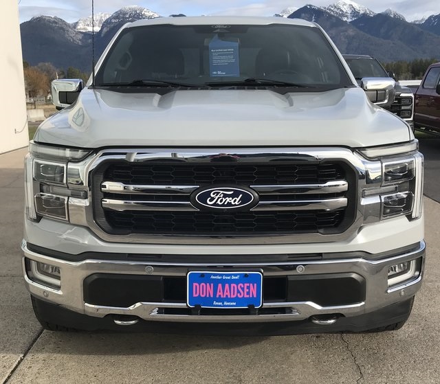 2024 Ford F-150 Lariat photo 2