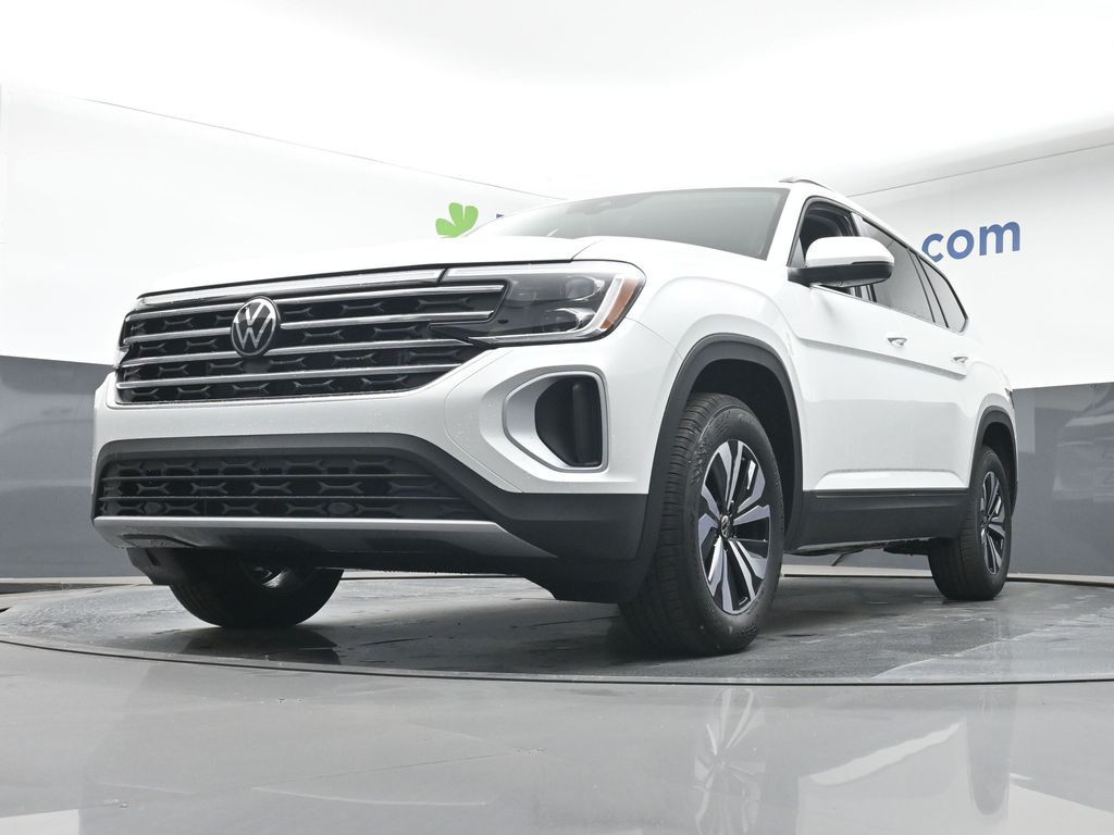 2026 Volkswagen Atlas SE photo 4